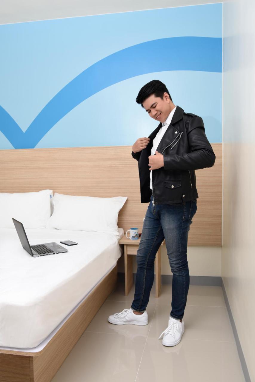 Hop Inn Hotel Tomas Morato Quezon City Kültér fotó